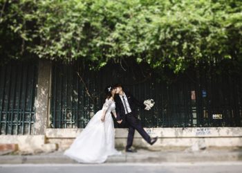 Cách Tạo Dáng Chụp ảnh Cưới Ngoại Cảnh
