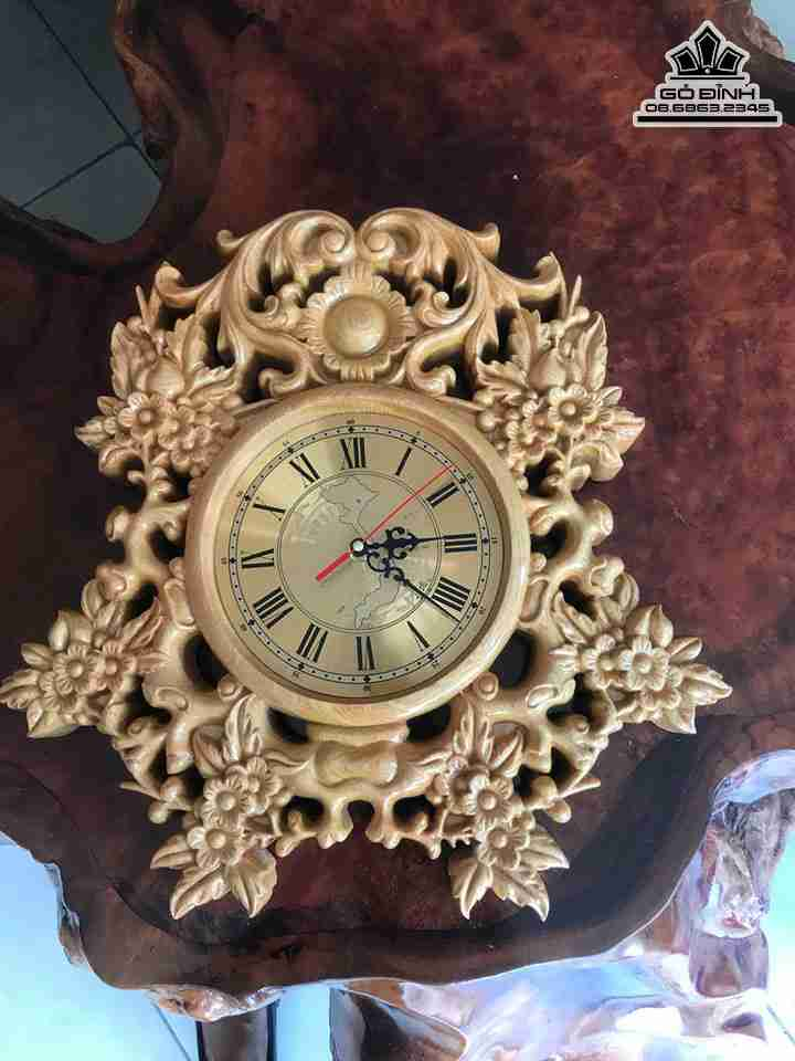 Đồng Hồ Gỗ Pơ Mu